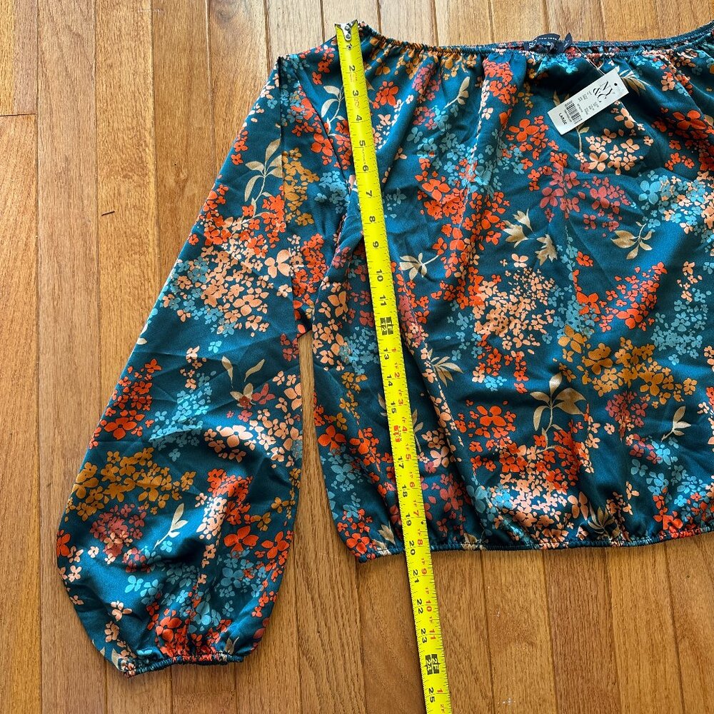 NY&Co Off-the-Shoulder Blouse - Picture 4 of 8